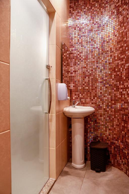 Hostel Inn Hotel&Hostel Баку Экстерьер фото