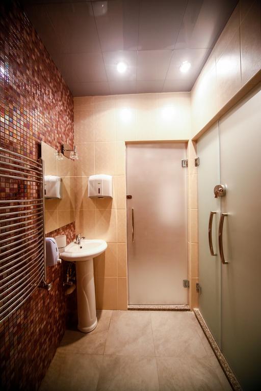 Hostel Inn Hotel&Hostel Баку Экстерьер фото