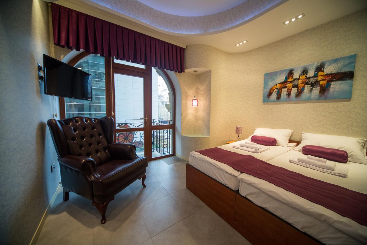 Hostel Inn Hotel&Hostel Баку Экстерьер фото